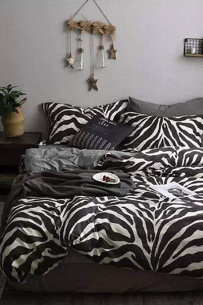 İQON Вталени чаршафи Комплект пликове за завивки Double Zebra Black