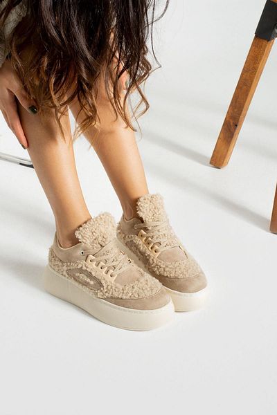 Glenz Pantofi sport pentru femei cu talpă înaltă cu pene TS1157