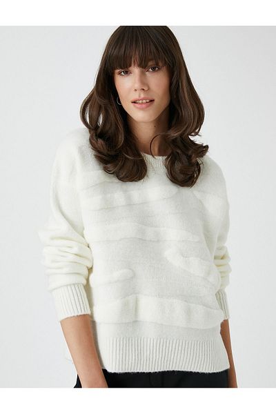 Koton Şahika Ercümen Crew Neck Soft Knitwear Oversize Sweater