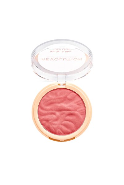 Revolution Reloaded Blush Rose Kiss