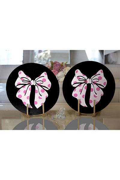 Realhomes 2-Piece Black Floor Pink Polka Dot Ribbon Design Digital Printed Round Placemat & Placemat