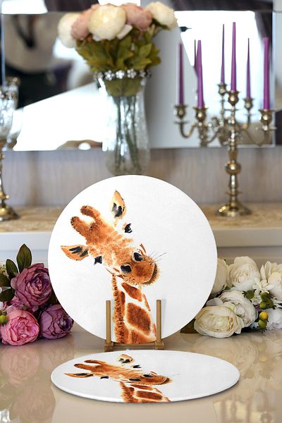 Realhomes 2-Piece White Floor Giraffe Patterned Digital Printed Modern Round Plate & Placemat