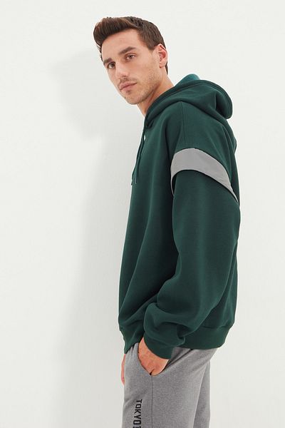 Trendyol Collection Zelená oversize/široký střih s kapucí, detailní reflexní fleece/teplá mikina Tmnss20Sw0205