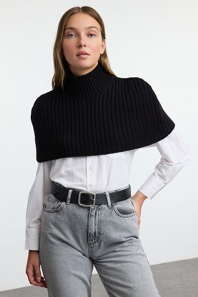 Trendyol Collection Black Crop Turtleneck Knitwear Jumpers Twoaw25Sv00006