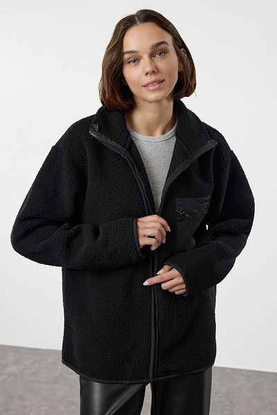 Trendyol Collection Schwarzes Fleece-Sweatshirt mit Reißverschluss und langen Ärmeln und Tasche - Twoaw24sw00071