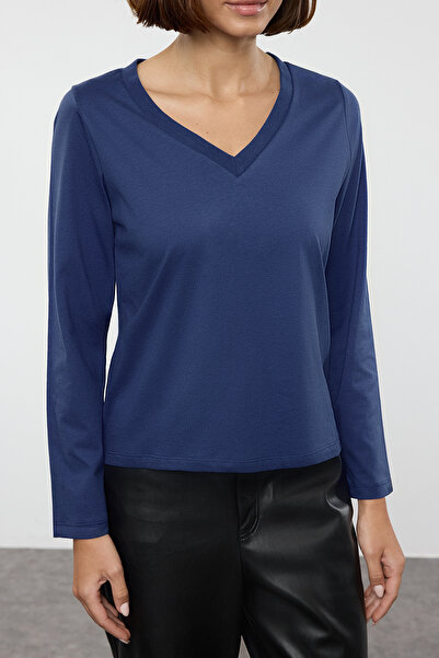 Trendyol Collection Pletené tričko Saks Colorful Basic s dlouhým rukávem a výstřihem do V – 100% bavlna Twoaw21Ts0099