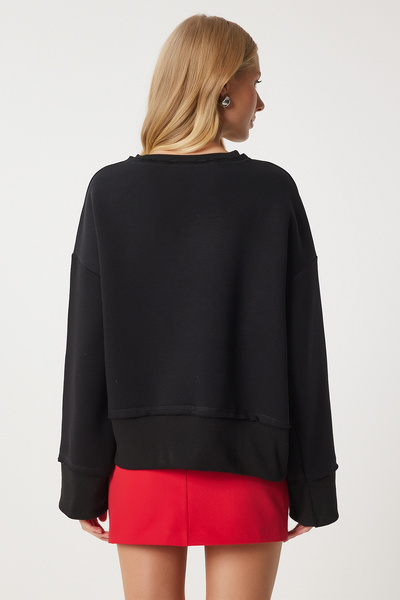 Happiness İstanbul Black Heart Embroidered Women's Sweatshirt - Raised Dp00216