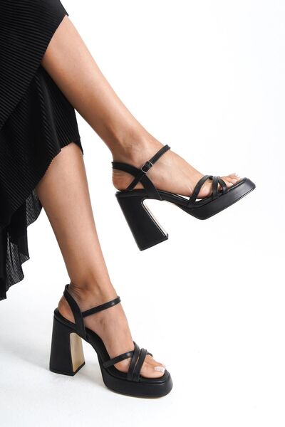 Modabuymus Olga Black Cross Strap Thick Platform Heeled Shoes