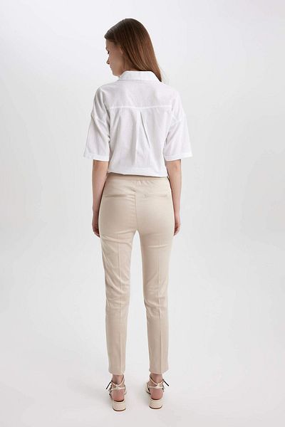 DeFacto Valentina Sigaret Regular Waist Straight Leg Satin Trousers J8743az24sm