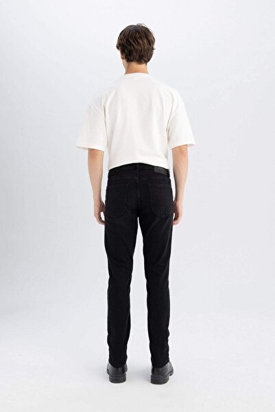 DeFacto Pedro Slim Fit Narrow Fit Regular Waist Narrow Leg Jean Trousers R878...