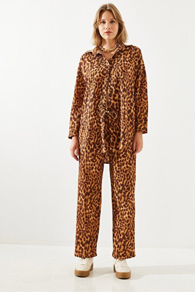 Bianco Lucci Women's Leopard Patterned Wrapped Fabric Bottom and Top Set 60251813