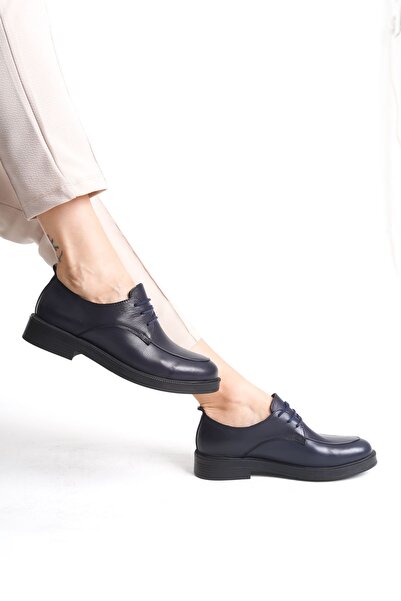 ERNİLA Мокасини с връзки от естествена кожа