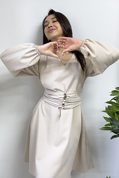 zks grup tekstil Bej Balon Kol Düğme Detay Kemerli Kloş Elbise