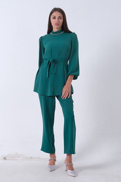 Feminist Emerald Set with Balloon Arm and Stone Detail - 46320011