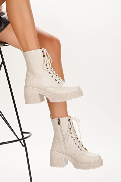 MNShoes Kadın Bej Topuklu Fermuarlı Bot