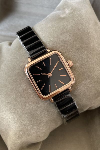Leerybee Nl-09 Model Minimal Design Women's Wristwatch