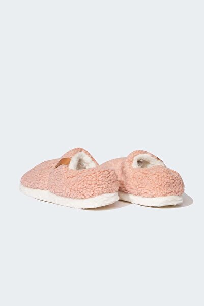 DeFacto Kadın Pelüş Ev Terliği D4707ax24au