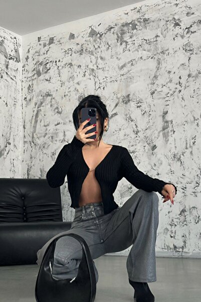 Eyyo Black Long Sleeve Crop Top ATE-0827