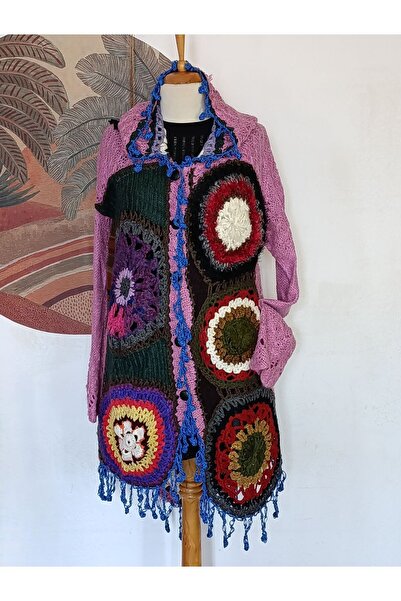 Hippybutik Kadın Pembe Mandala Desenli El Örgüsü Kapüşonlu Otantik Hırka / As...