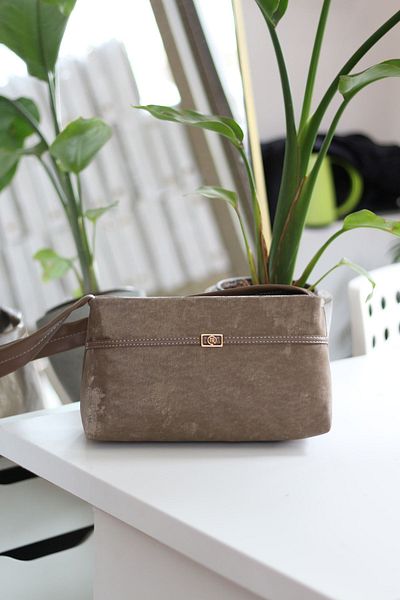 Moom Bag Women's Mink Soft Texture Antique Patterned Shoulder Bag