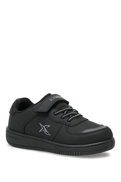 Kinetix Sneakers