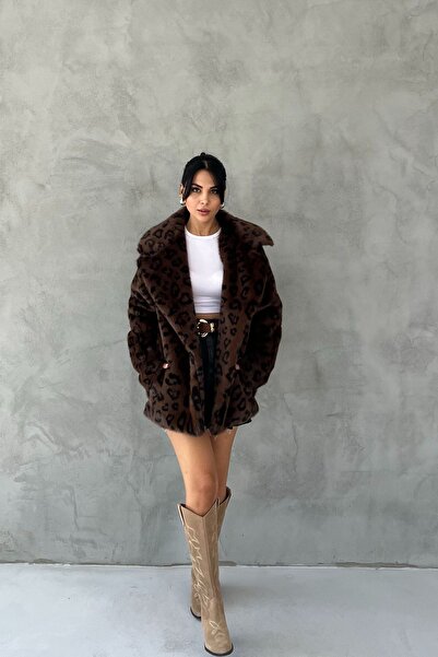 Seda Yalçın Atelier بني داكن - فرو منقوش بنقشة الفهد