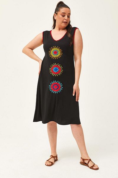 Ebsumu Women's Plus Size V-Neck Front Embroidery Detail Sleeveless Black Dress