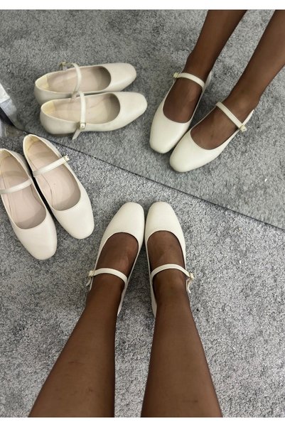 volante Beige Women's Buckle Ballerina Shoes