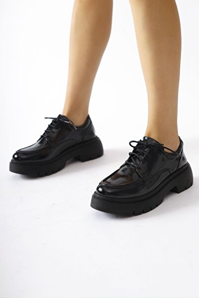 Limoya Callie Black Wrinkled Patent Leather Lace-Up Loafers, Women's Loafer Shoes