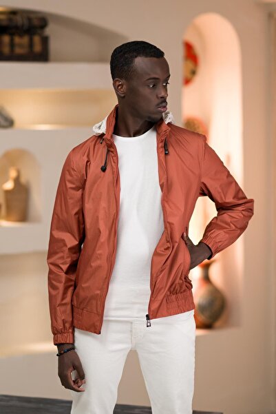 AKÇAYLAR Сумка з пряжкою на блискавці, з високим коміром, з капюшоном