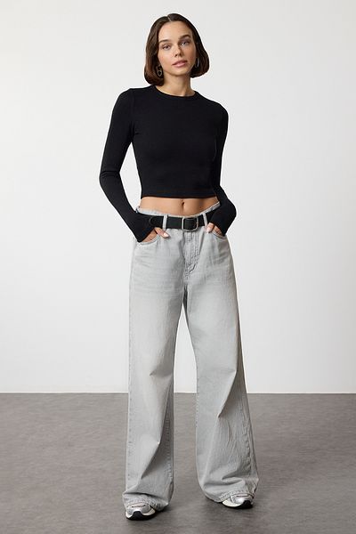 Trendyol Collection Flexible Soft Viskose - taillierte Crop-Bluse, Schwarz Premium Twoaw24bz00048
