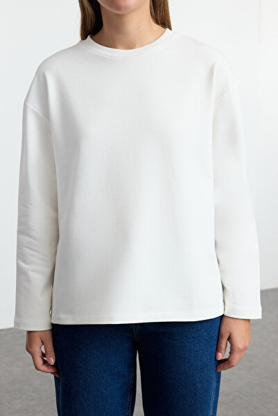 Trendyol Collection Comfortable Fit White Long Sleeve Slit Knitted Blouse - Twoaw25bz00266