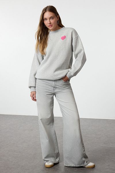 Trendyol Collection Fleece Gray Melange Oversize Sweatshirt - Chest and Back Embossed Printed Twoaw24sw00226