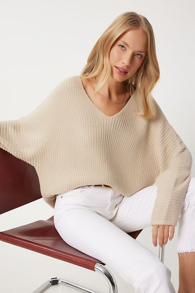 Happiness İstanbul Pulover de damă crem cu decolteu în V Thessaloniki tricot supradimensionat ZA00059