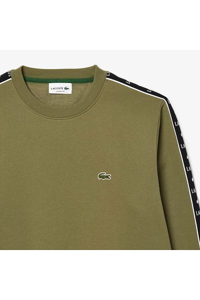 Lacoste Men's Sweatshirt - Stylish Design