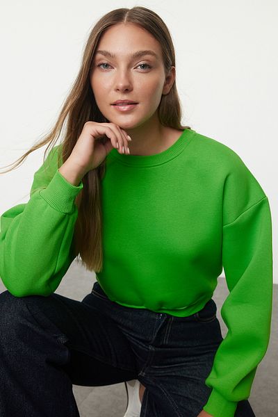 Trendyol Collection Πλεκτό φούτερ Green Crop - Άνετη εφαρμογή, λαιμόκοψη, χοντρό εσωτερικό - Twoaw24sw00147