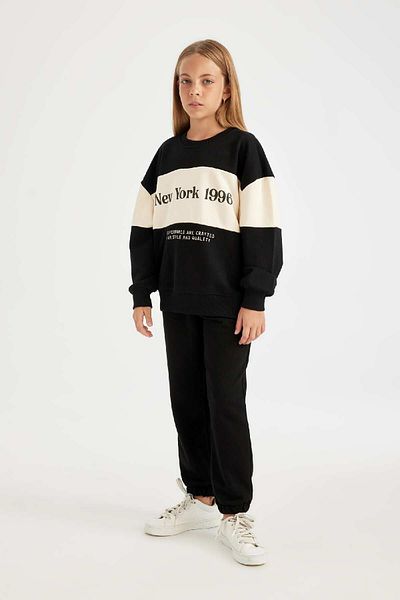 DeFacto A6809A824Au Crew Neck Printed Sweatshirt and Jogger Sweatpants for Girls 2 Pieces Set