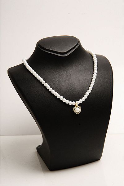 EUROMODA Pearl Beaded Heart Design Necklace and Earrings Jewelry Set
