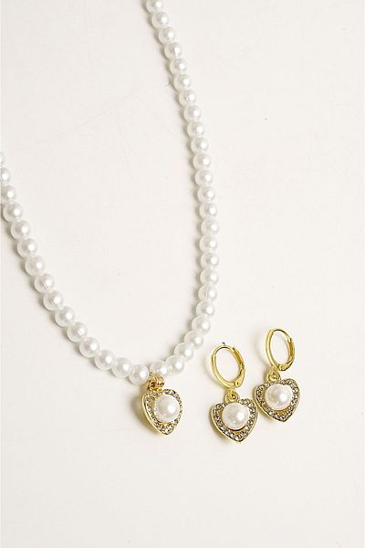 EUROMODA Pearl Beaded Heart Design Necklace and Earrings Jewelry Set