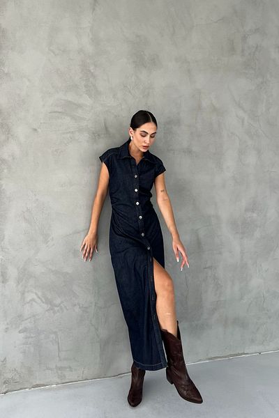 Seda Yalçın Atelier Τζιν φόρεμα με σκούρο μπλε ναυτικό κουμπί και λεπτομέρεια με κορδόνι στη μέση