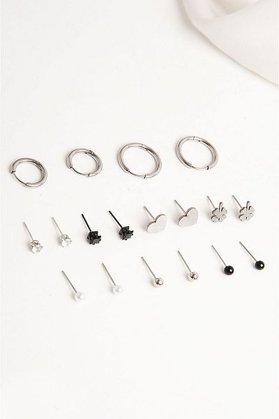 MakeWell Black Steel Earrings - Pearl and Zircon Stone, Does Not Decolorize and Does Not Tarnish