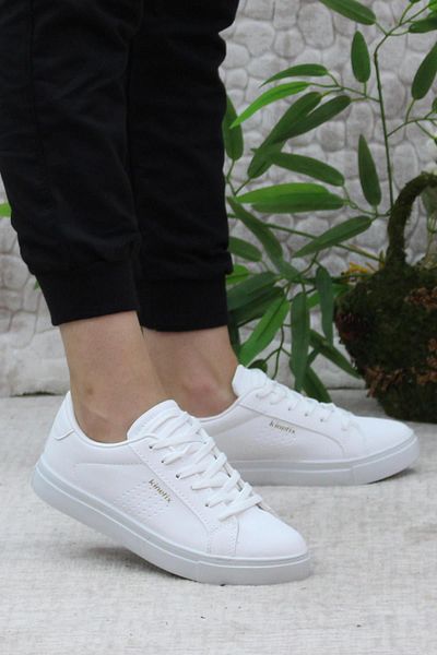 Kinetix Sneakerși