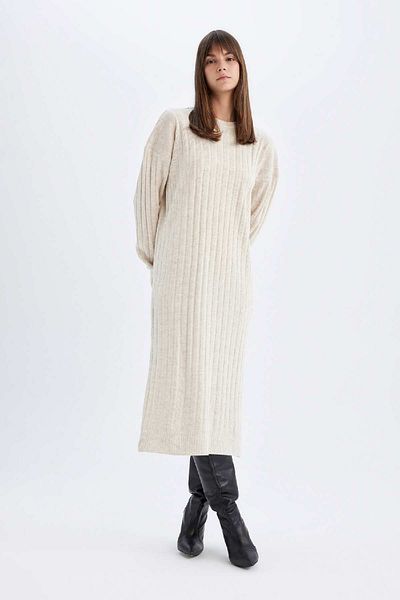 DeFacto Regular Fit Basic Solid Langarm-Strickkleid mit halbem Rollkragen W0986az24wn