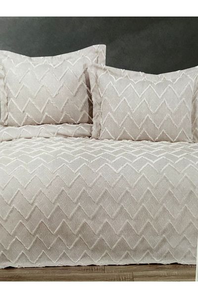 YGT Home Luisa Jacquard Double Bedspread Set - Cream |   Scandinavian Pike