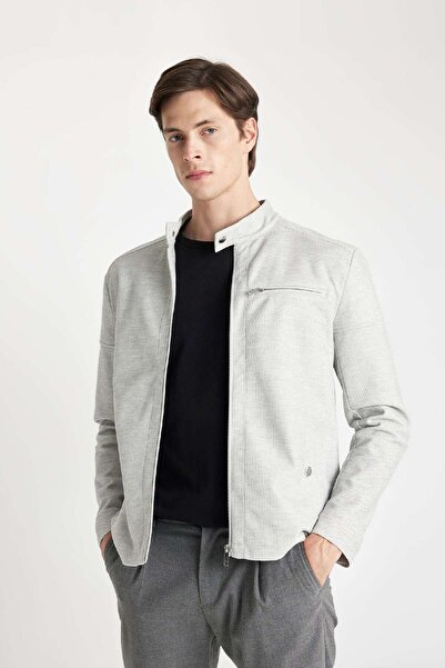 DeFacto Schwarzer Slim-Fit-Herrenmantel mit Reißverschluss und Taschen, leich...