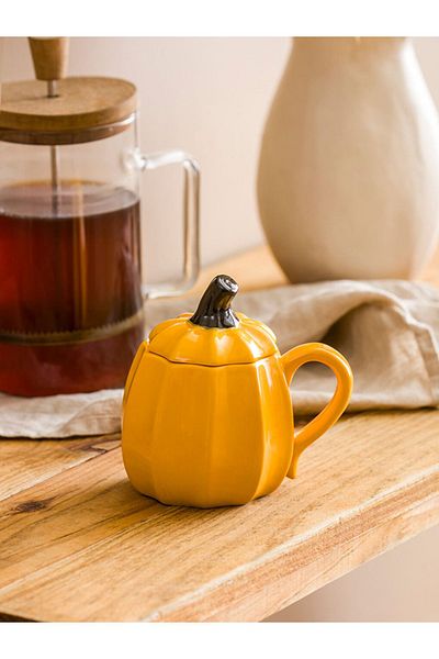 LC Waikiki Special Design Ceramic Mug with Yellow Pumpkin Figure - 335 ml
