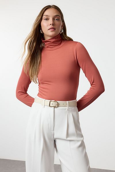 Trendyol Collection Гъвкаво тяло с яка за стойка в цвят канела - Монтира се върху тялото с фиксиращи елементи Twoaw25Bd00021