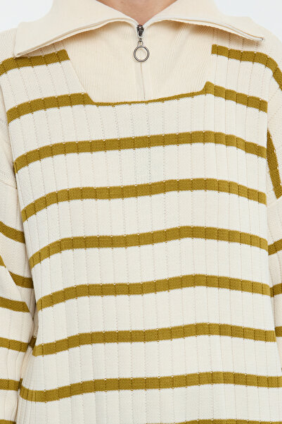 Edit by Trendyol Olejově zelený pruhovaný pletený svetr a kalhoty - Tedaw25Us00007