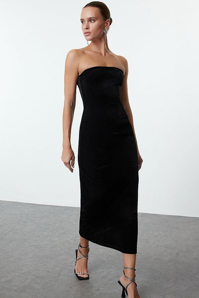 Trendyol Collection Strapless Black Midi Velvet Evening Dress - New Year Dress Tpraw25El00086