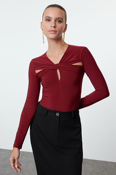 Trendyol Collection Πλεκτό σώμα - Claret Red Cut Out, με λεπτομέρεια παραθύρου TPRAW25BD00006